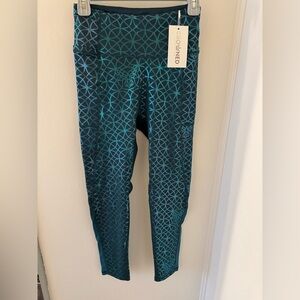 Crowned Athletics Leggings